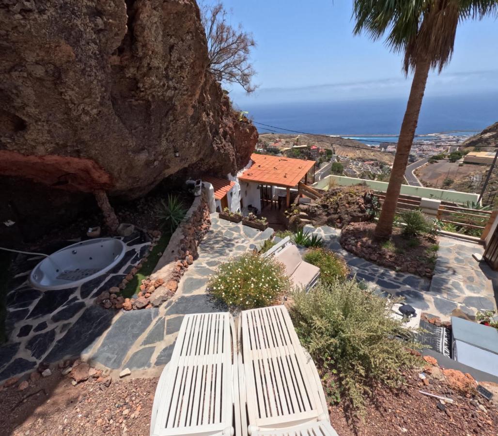 Alessia With Jacuzzi ,garden & Swimming Pool Santa Cruz de Tenerife