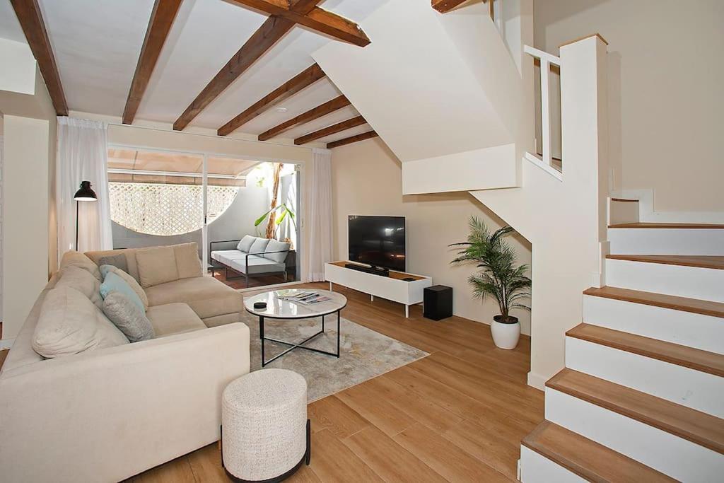 Сasa de vacaciones Beautiful And Quiet Family Townhouse In Great Location