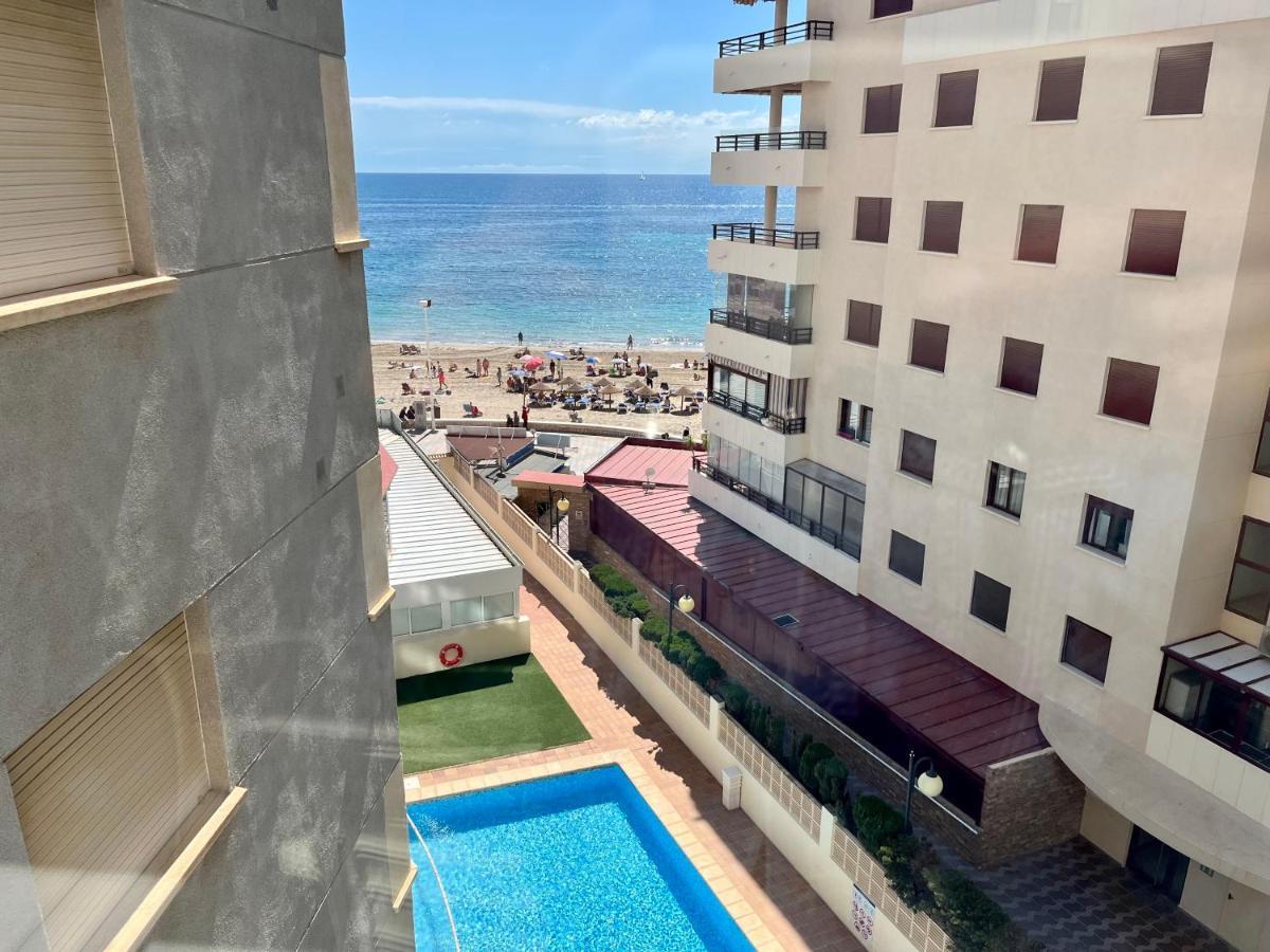 Modern On The With Pool Apartamento Calpe
