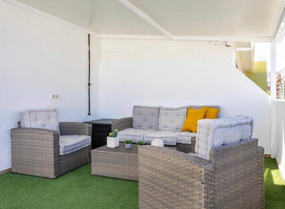 Apartamento Atico Centro De Sc, Vistas, Aire Acondicionado!!!