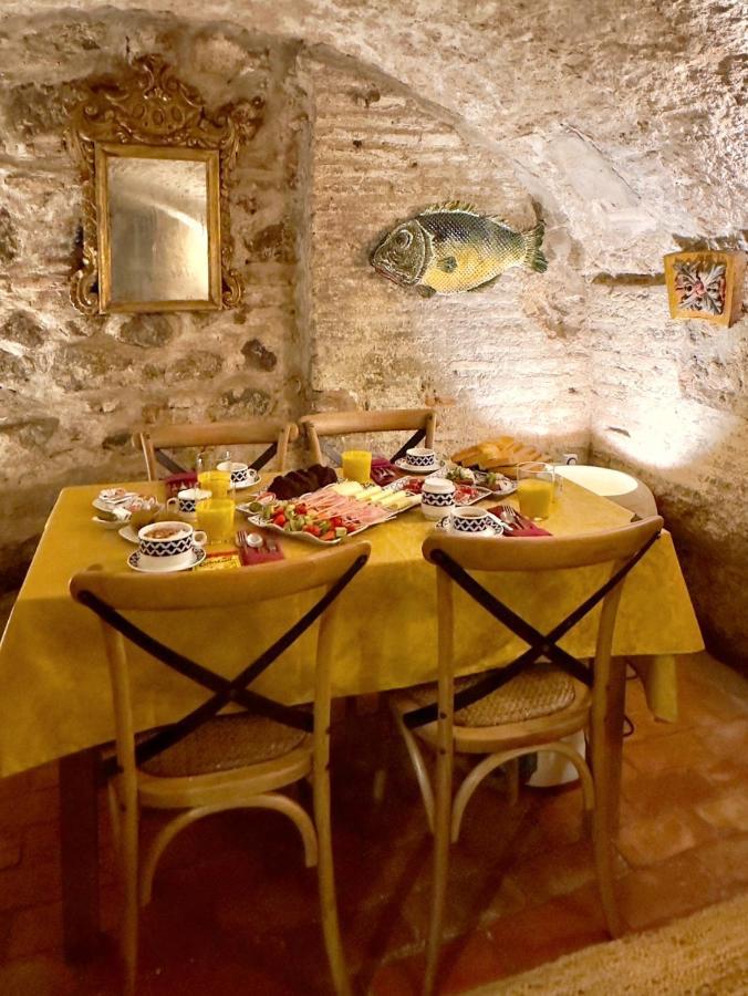 Almunia De San Miguel Aparthotel