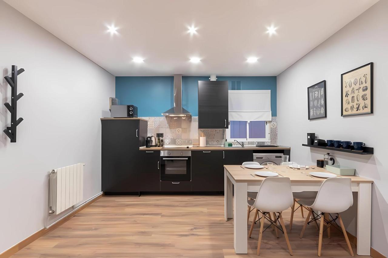 Urban City Apartment *