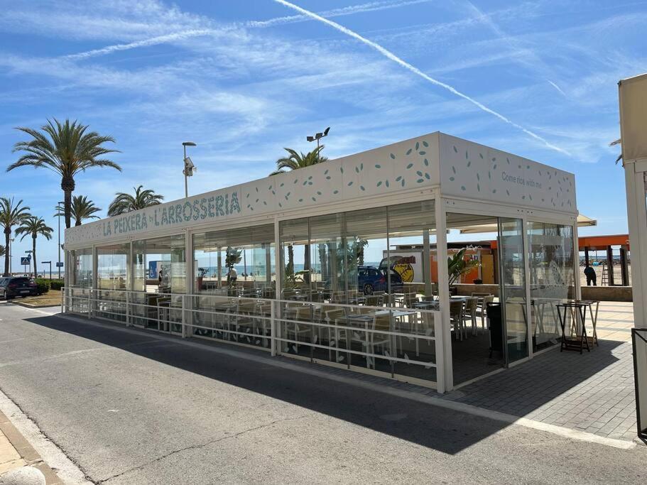 Cunit, Front Line With Sea View Apartment