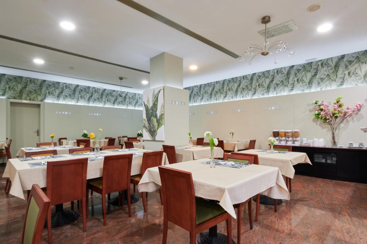 Ramblas Vendrell Hotel 4*