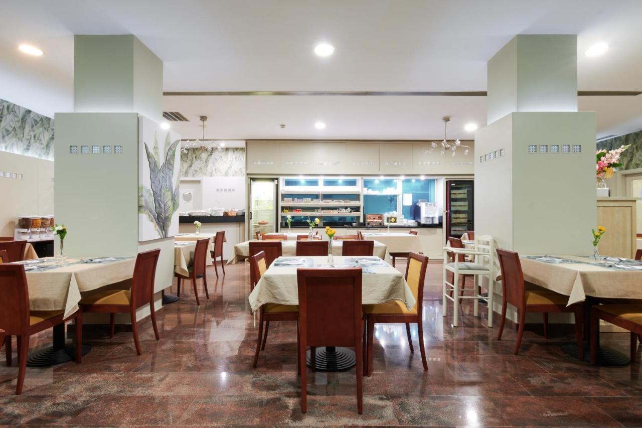 Hotel Ramblas Vendrell 4*