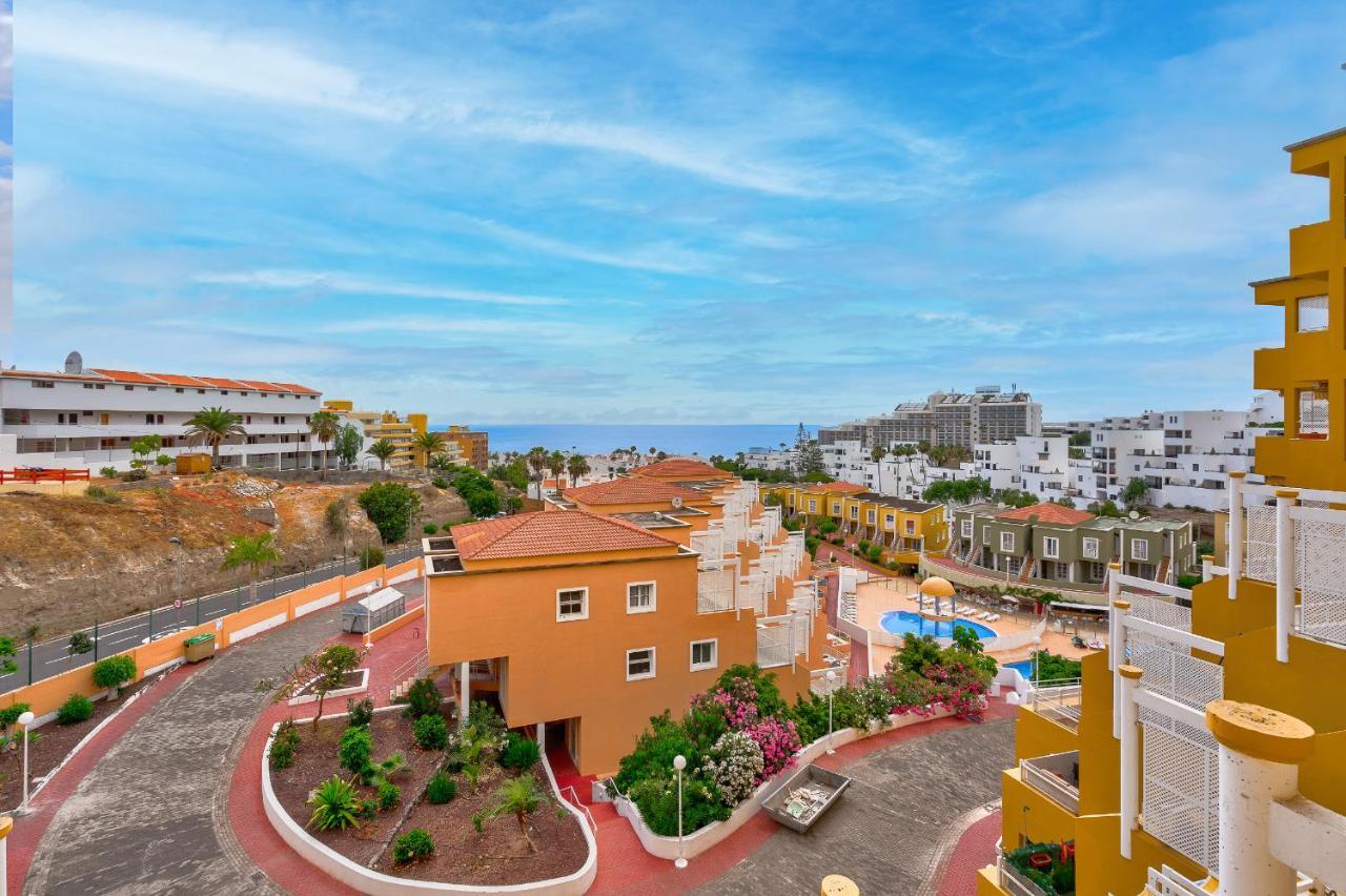 Orlando Jerry * Costa Adeje (Tenerife)
