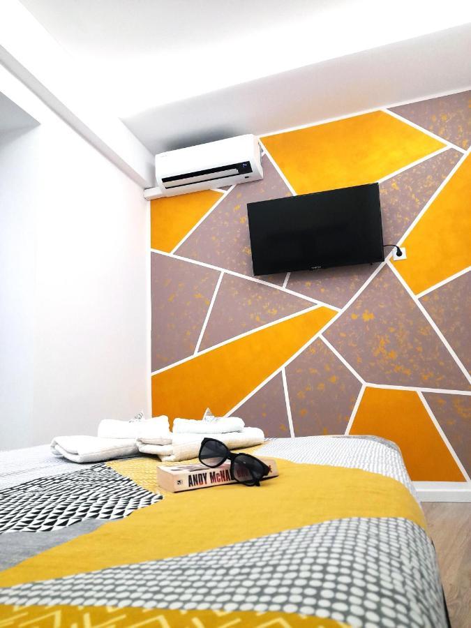 Fantastic 2 Bedrooms, Just 20 Meters From Ocean *