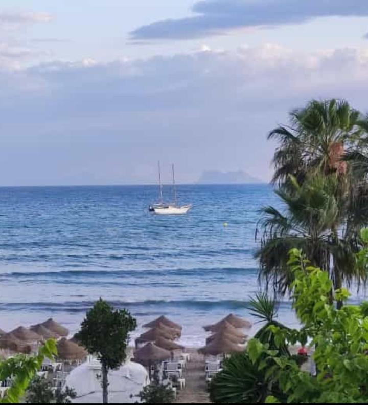 Apartamento En A Metros Del Puerto Deportivo