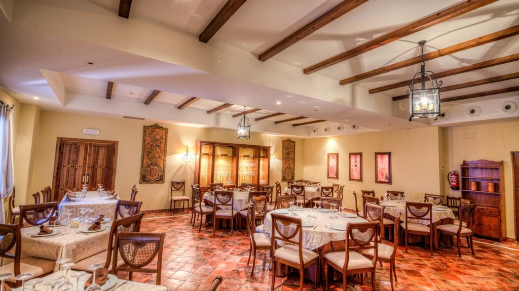 Hotel Cortijo Los Naranjos De San Juan 4*