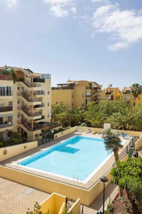 Sunnyland Arona Apartment *