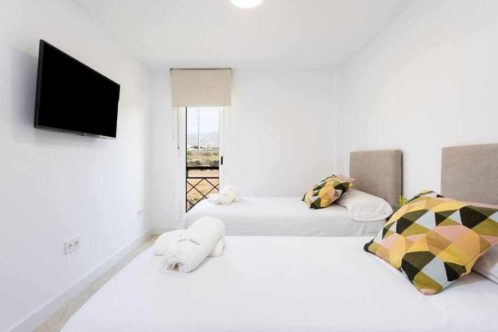Sunnyland Arona * Cho