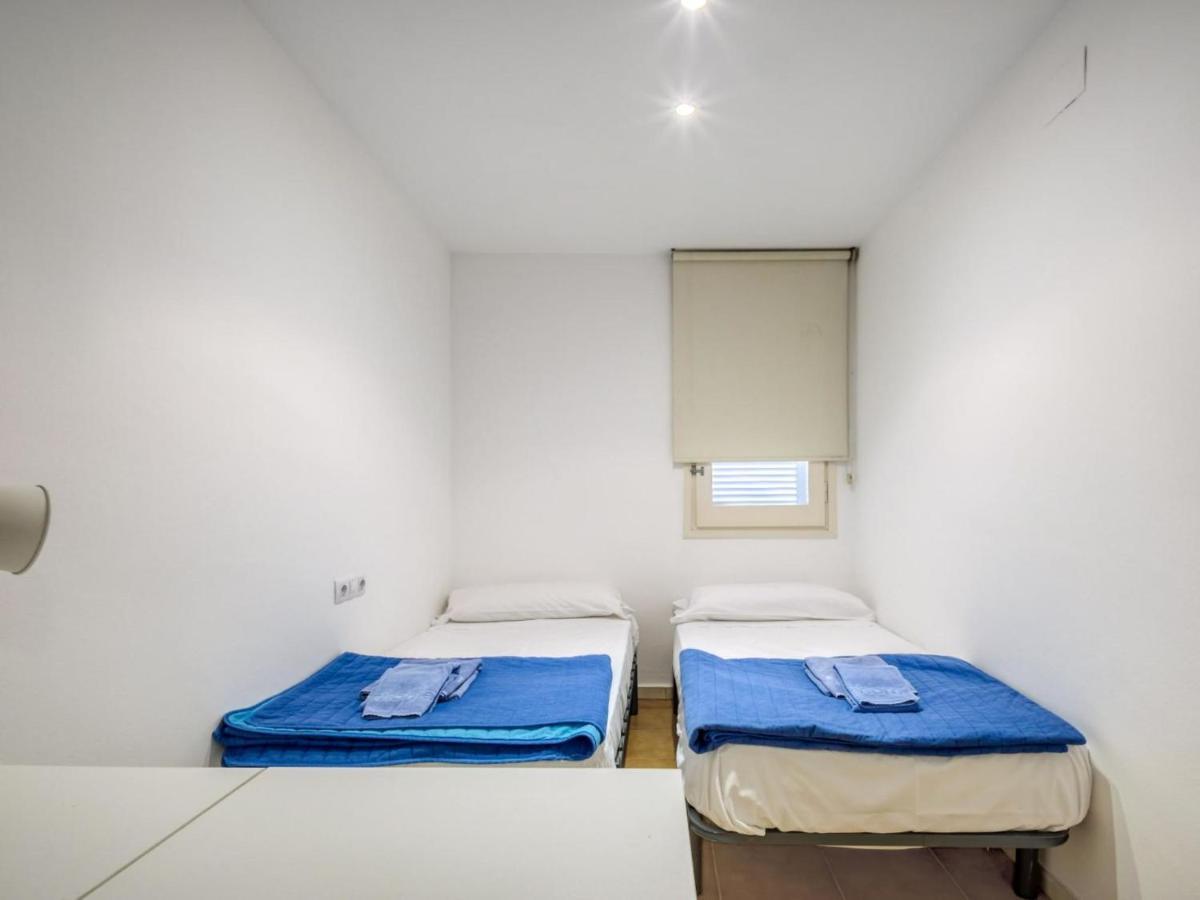 Apartamento Platja De Roses-1 *