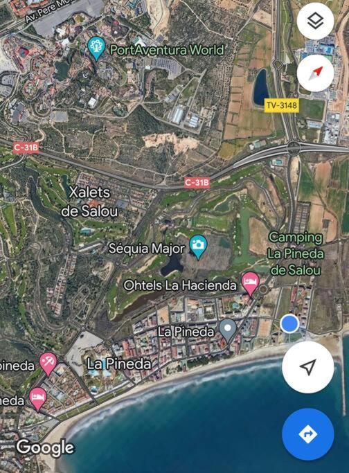 Piso Delante De La Playa Con 2 Apartamento La Pineda