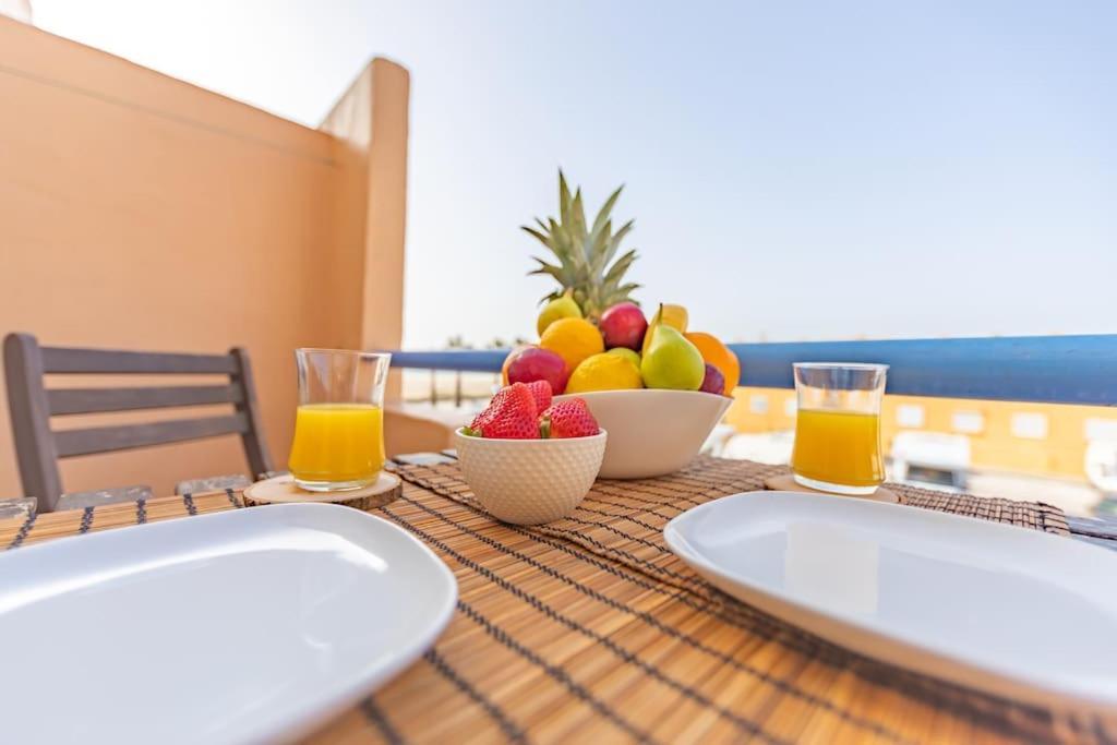 Beachfront, Pool, Terrace & Wifi - *simplytarifa* Apartamento Tarifa