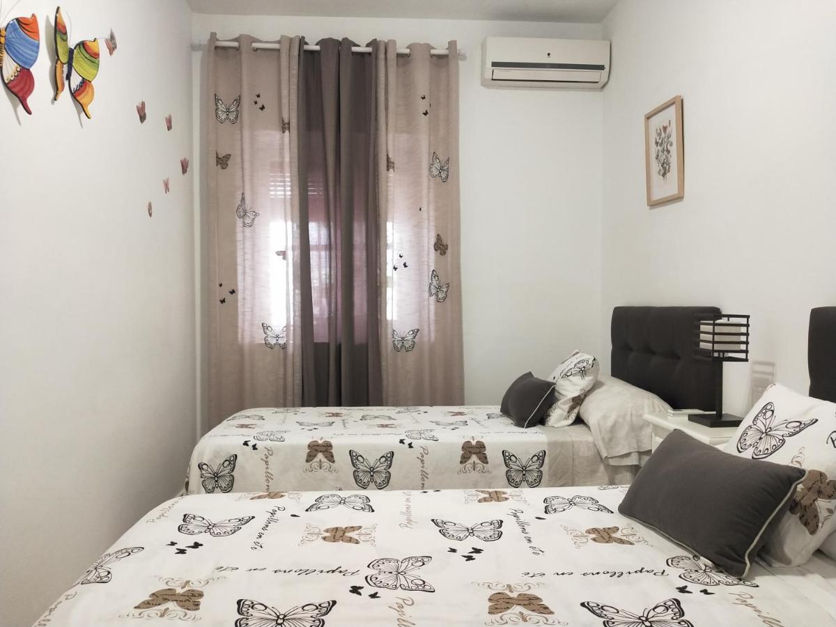 Casa Completa Con Piscina A 15 Km De Córdoba Сasa de vacaciones *