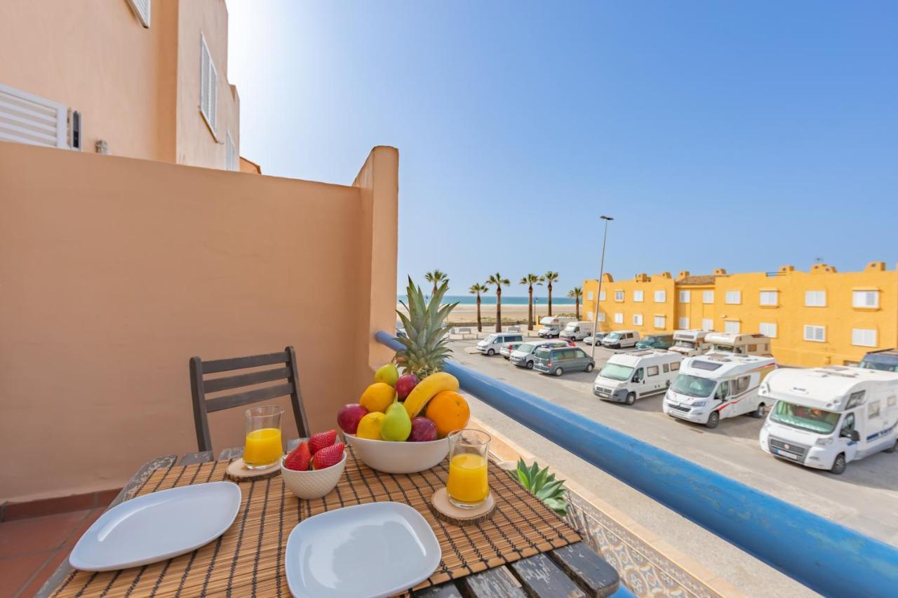 Beachfront, Pool, Terrace & Wifi - *simplytarifa*