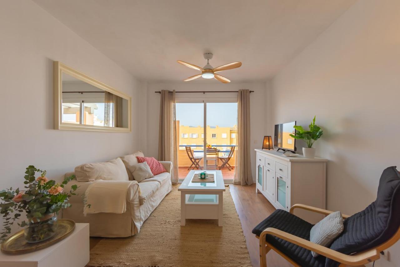 Beachfront, Pool, Terrace & Wifi - *simplytarifa*