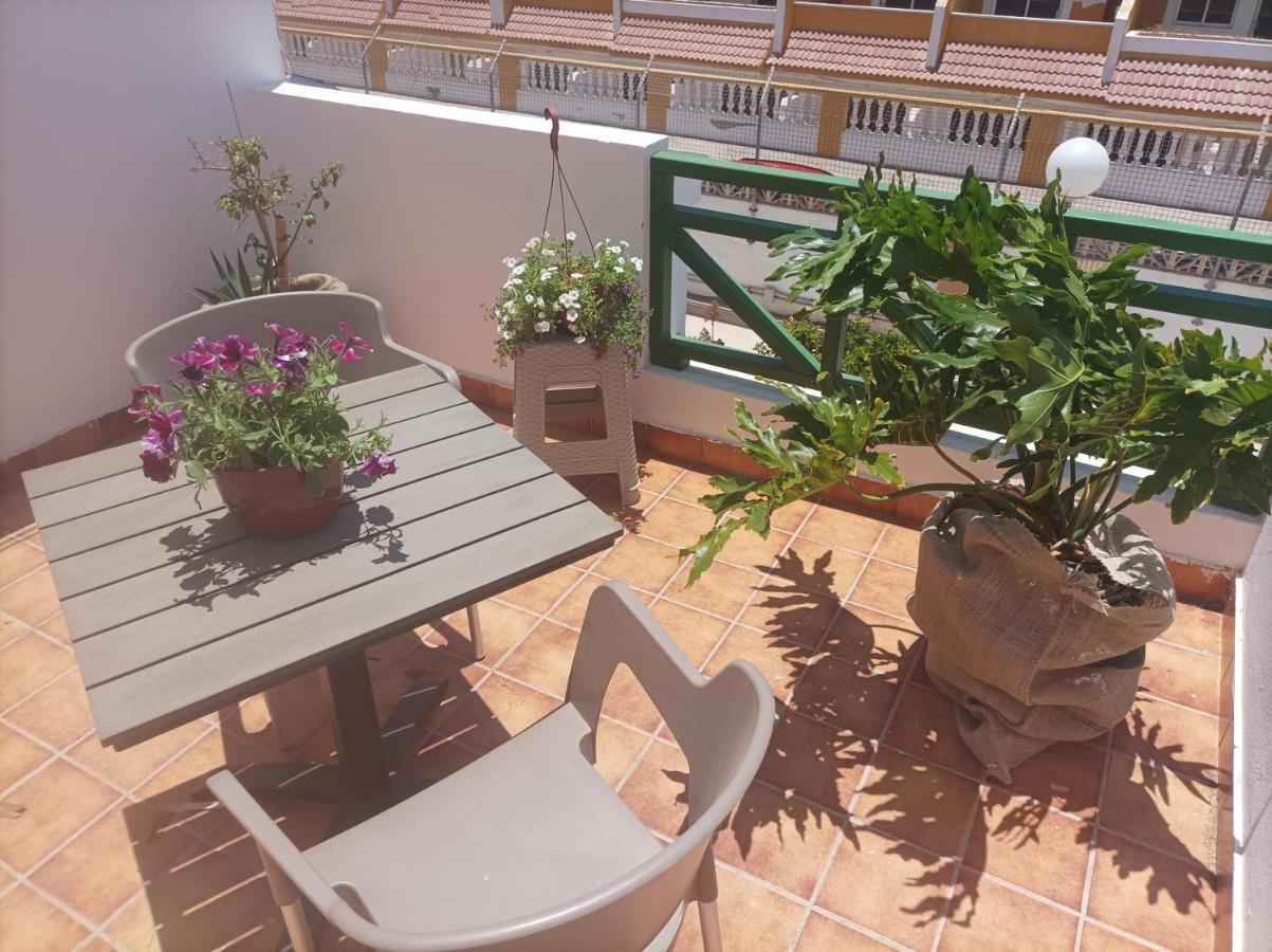 Apartment Desert Of