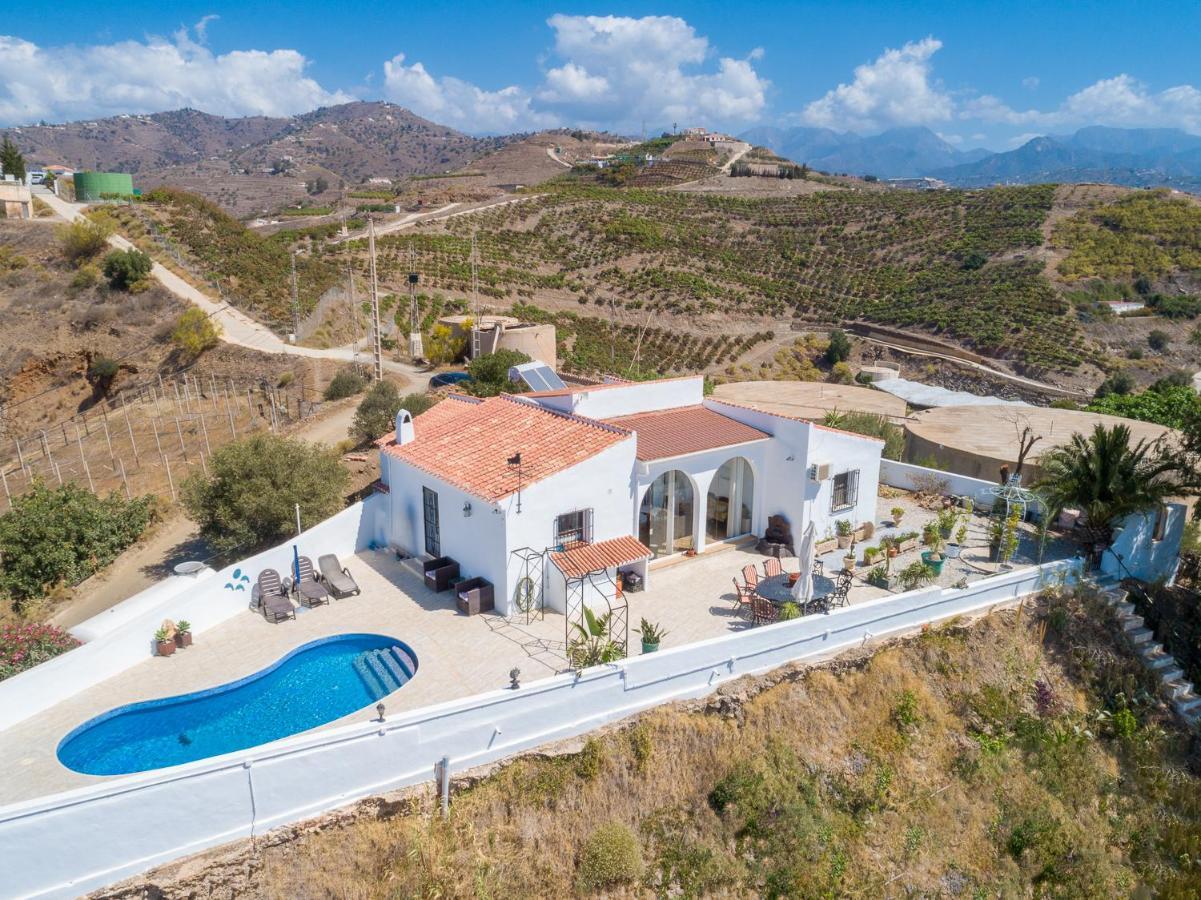 Cortijo Osborne Torrox