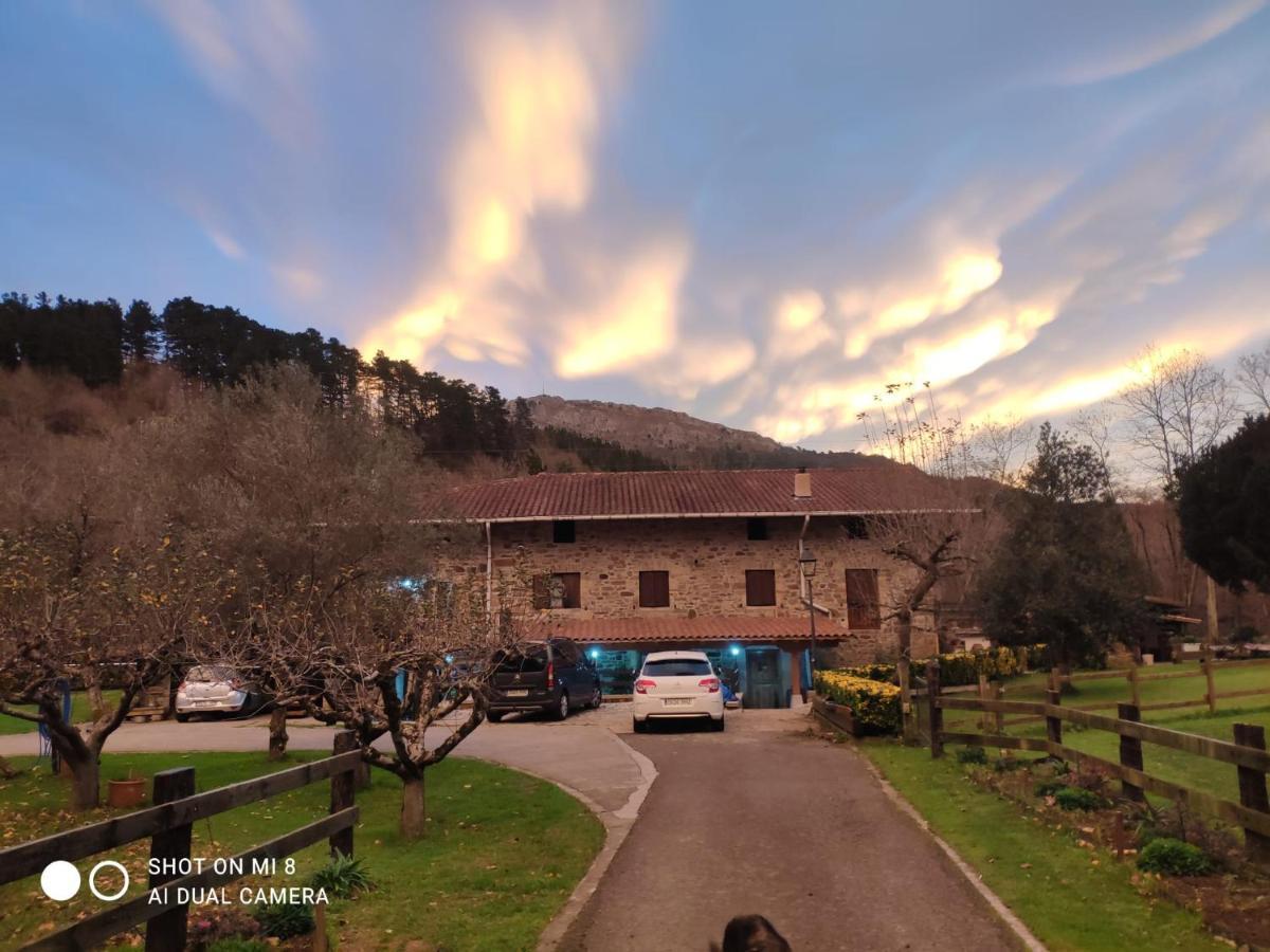 Holiday home Golliber Baserrie Areatza