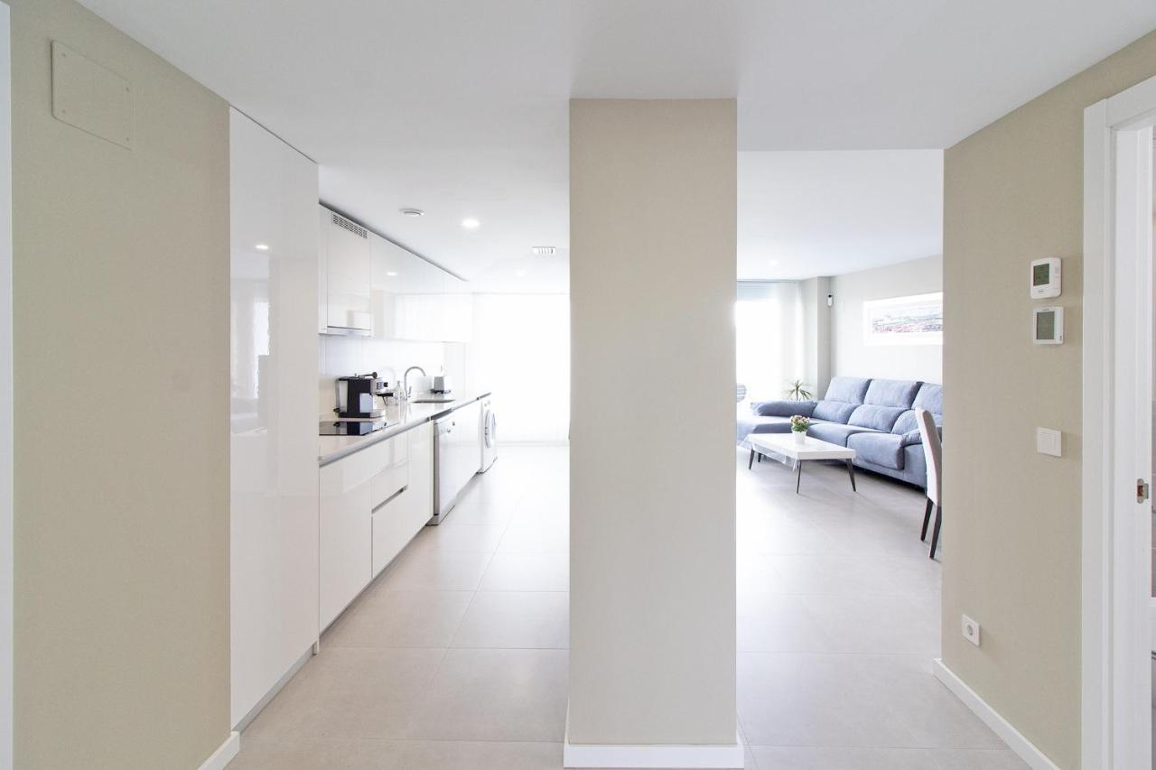 Global Properties, Moderno Con 2 Terrazas Y 3 Apartamento