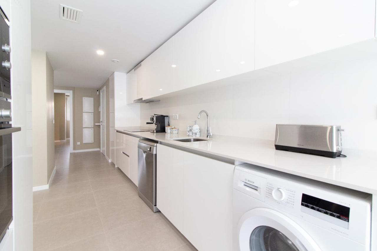 Global Properties, Moderno Con 2 Terrazas Y 3 Apartamento Canet d'En Berenguer