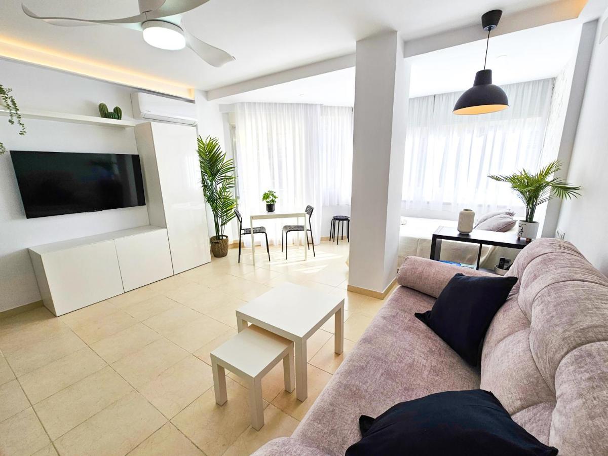 Estudio Vip Mediterraneo - La Torre Apartment *