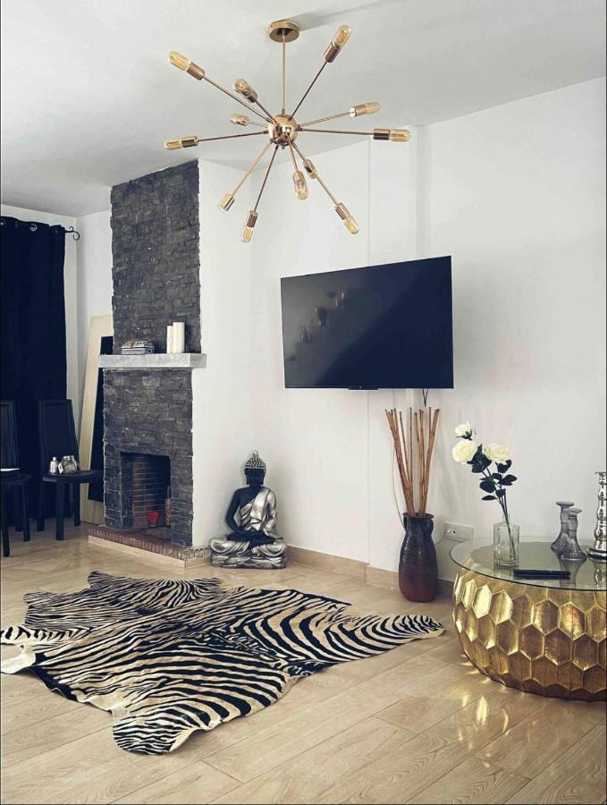 Real De La Barrosa Apartment