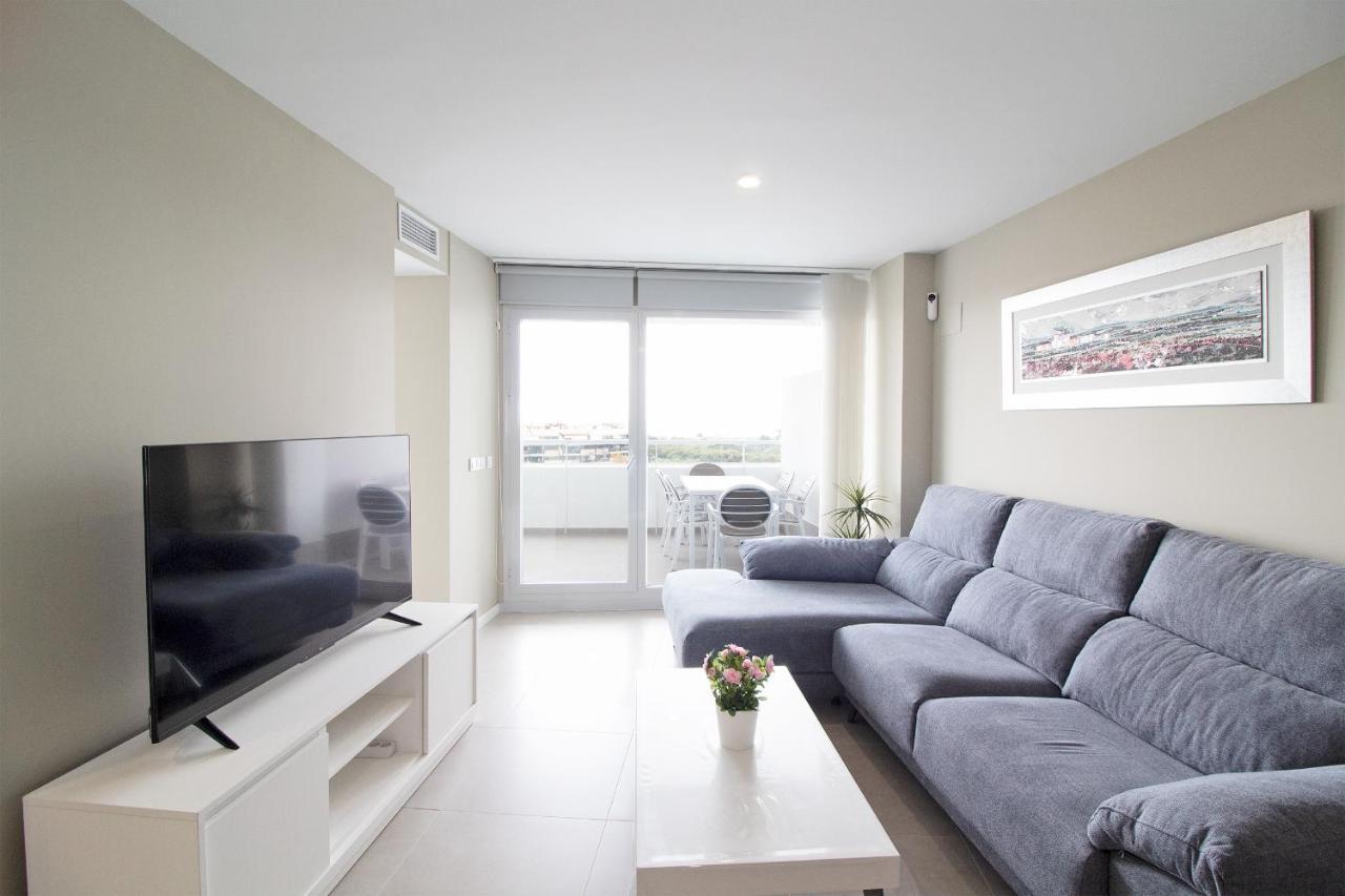 Global Properties, Moderno Con 2 Terrazas Y 3 Canet d'En Berenguer