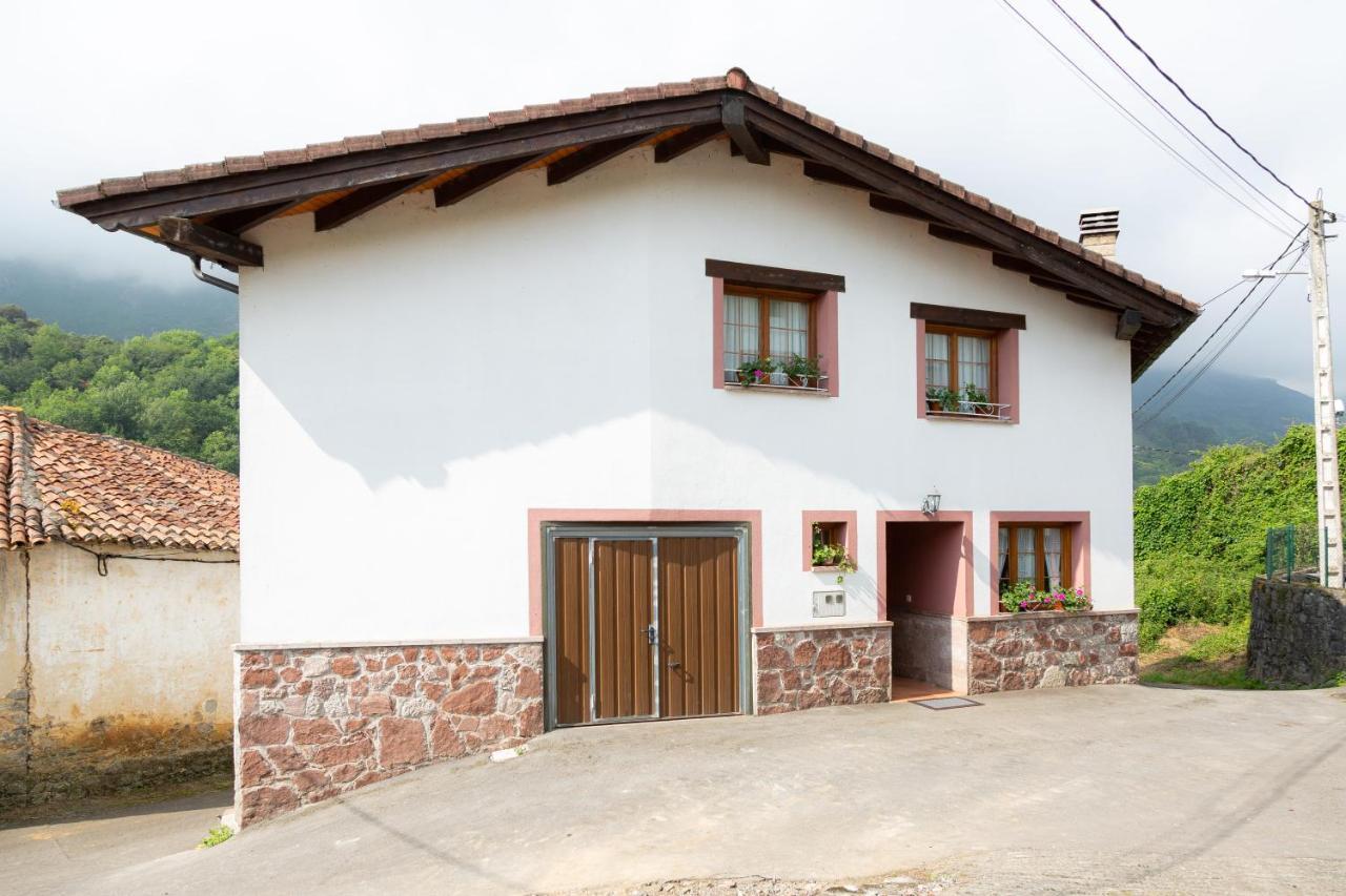 Сasa de vacaciones Casa El Caleru *