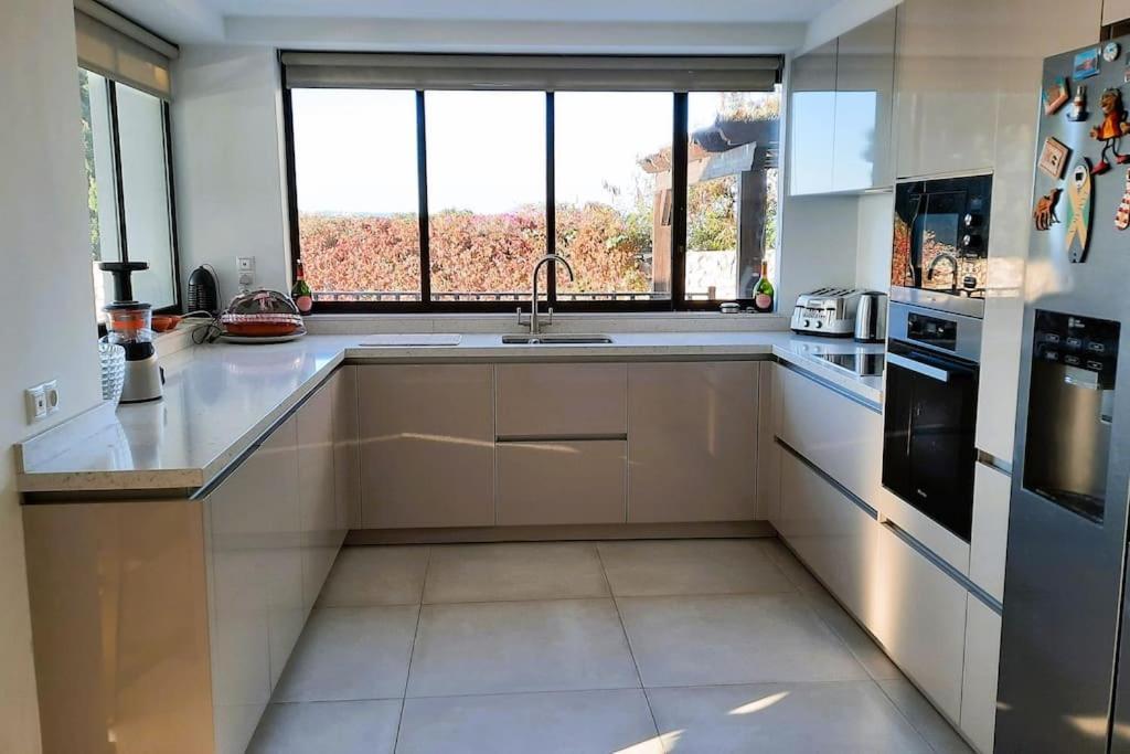 Villa La Escala - 6 Bedroom With Pool Mijas