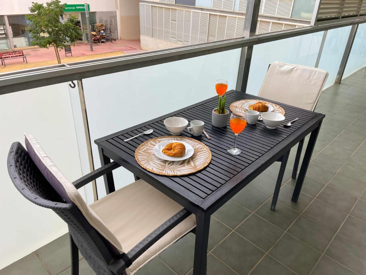 Apt Mediterreanea Parking Terrazza Netflix Hostem Apartment *