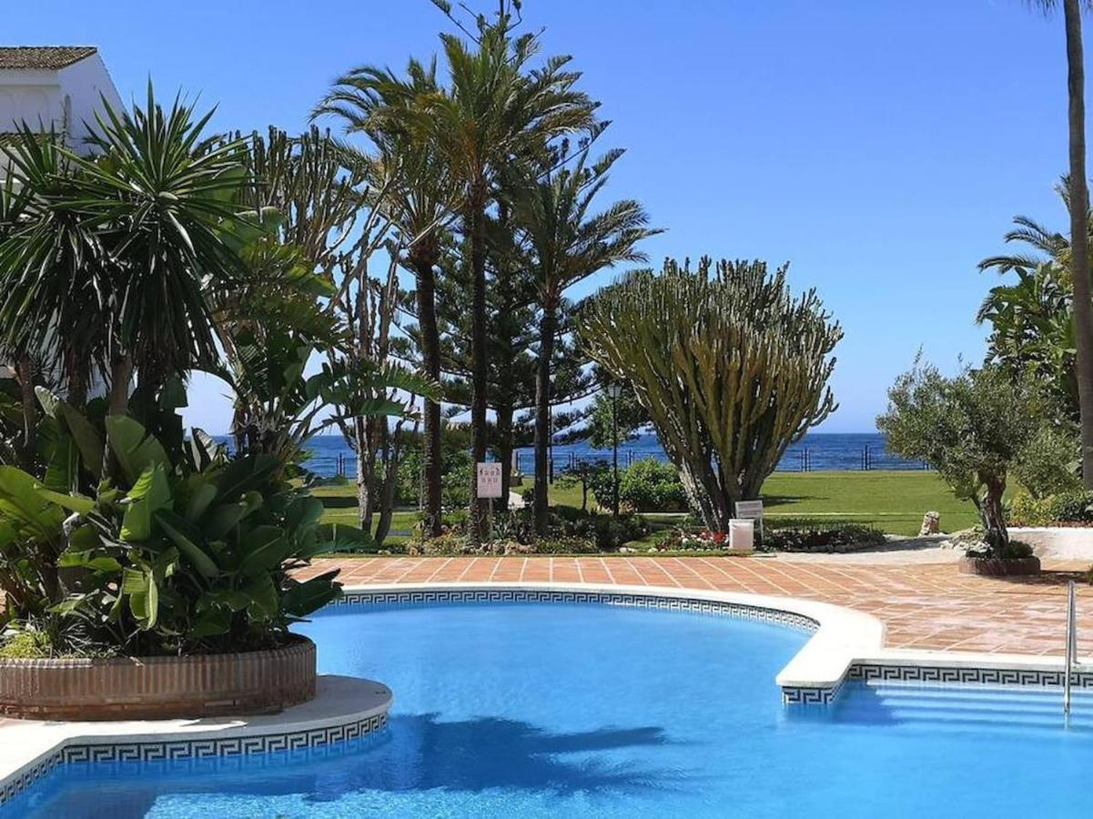 Bajo Con Terraza En Primera Línea De Playa *