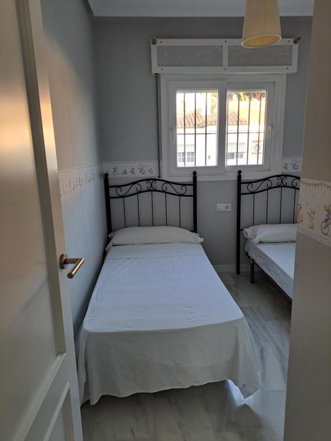 Pinares Del Atlantico Apartment Chiclana de la Frontera