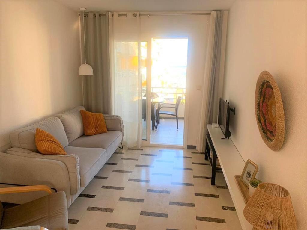 Acogedor Frente Al Mar Con Piscina Altea