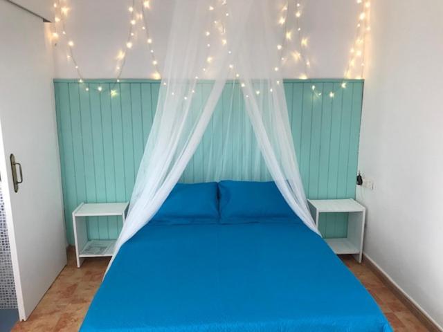 Petit Room,