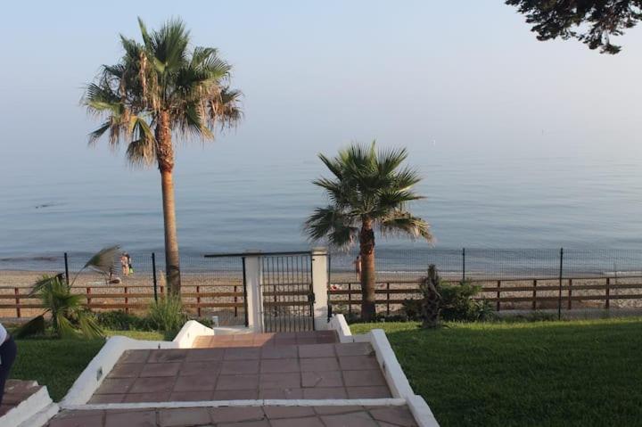 Apartamento Malaga, Andalucia, Marbella - Mijas Costa, Primera Linea De Playa Sitio de Calahonda