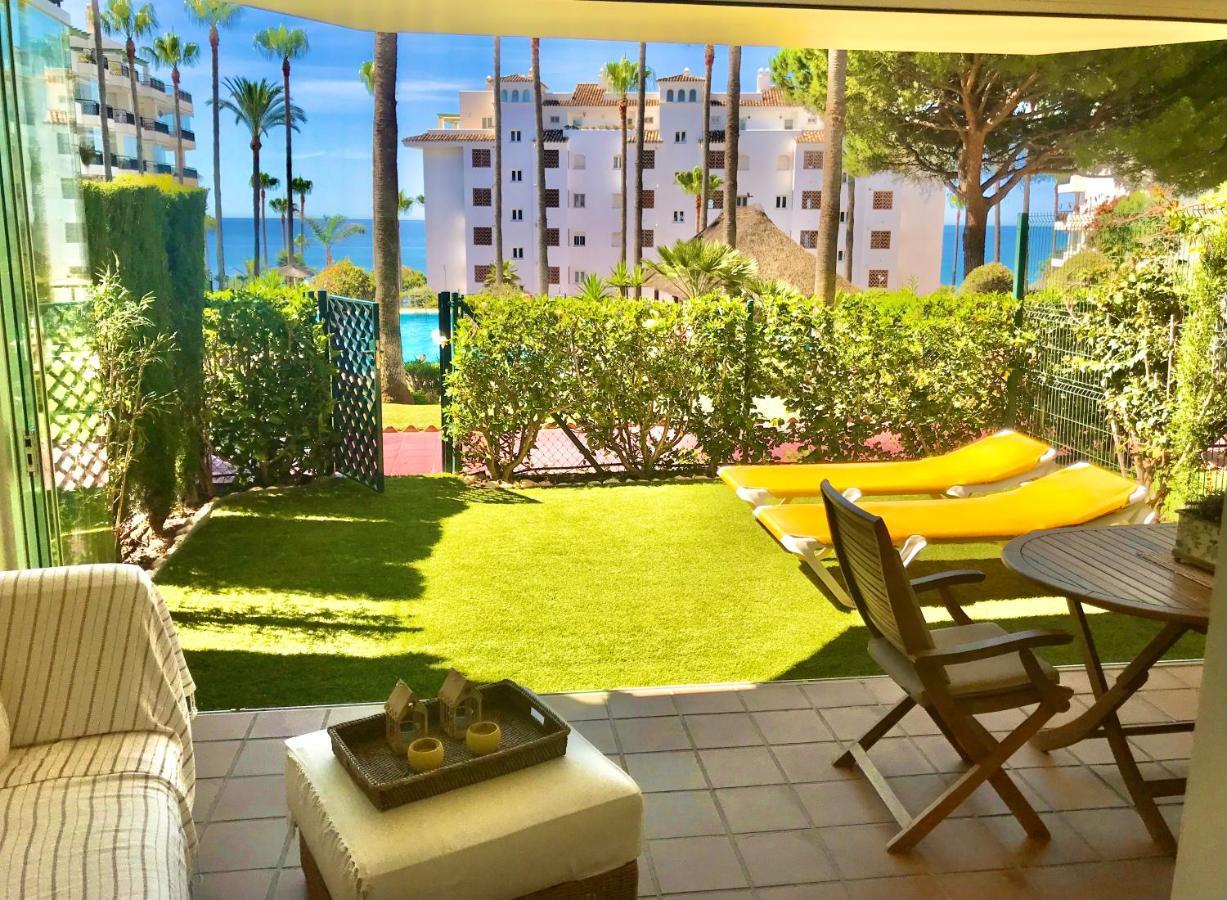 Mi Capricho, Beachfront, Grownfloor, Private Garden & Terrace Apartamento