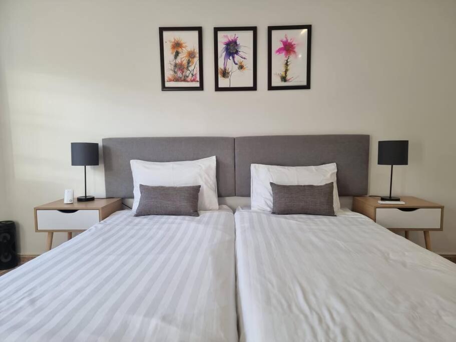 Apartment Sea Views Near Beach/golfcourse With Exterior Hot Tub