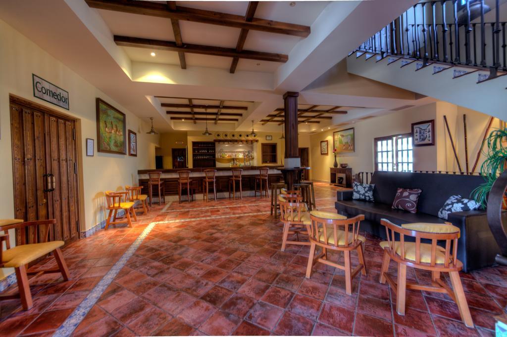 Hotel Cortijo Los Naranjos De San Juan 4*
