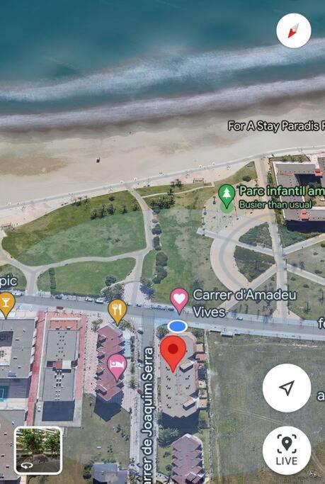 Piso Delante De La Playa Con 2 *
