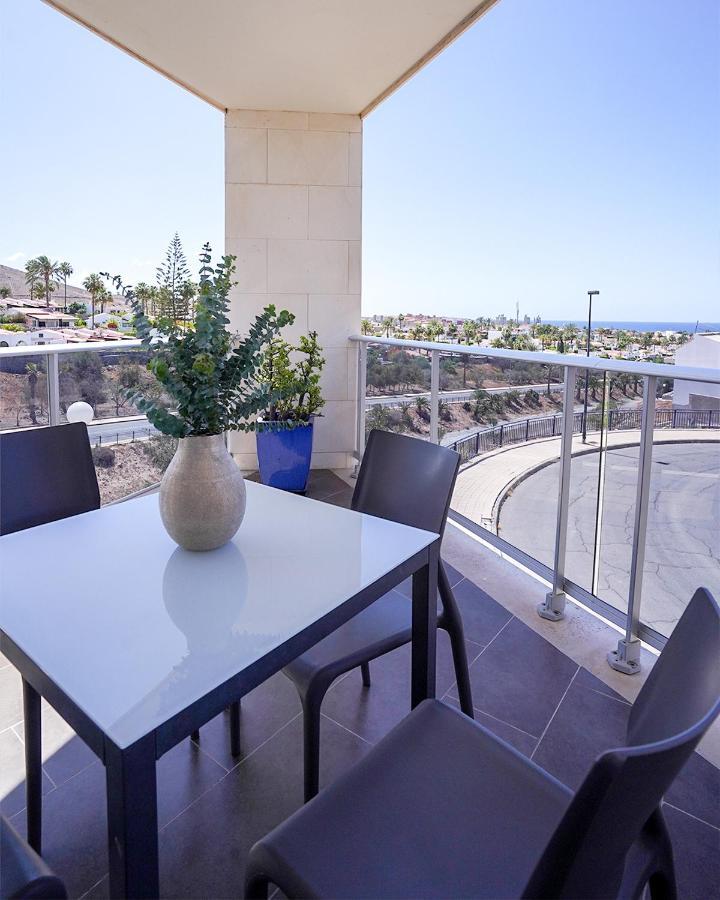Cornisa Apartments *