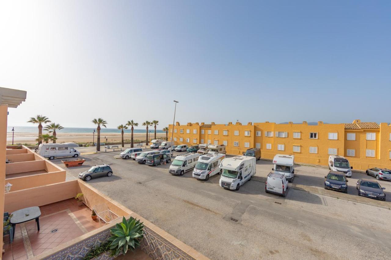 Beachfront, Pool, Terrace & Wifi - *simplytarifa*