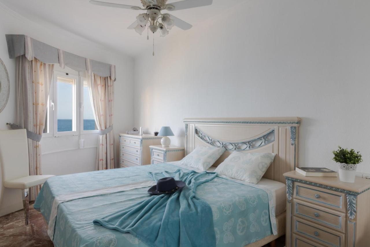 1 Line Beachfront With Stunning Sea View Sitio de Calahonda