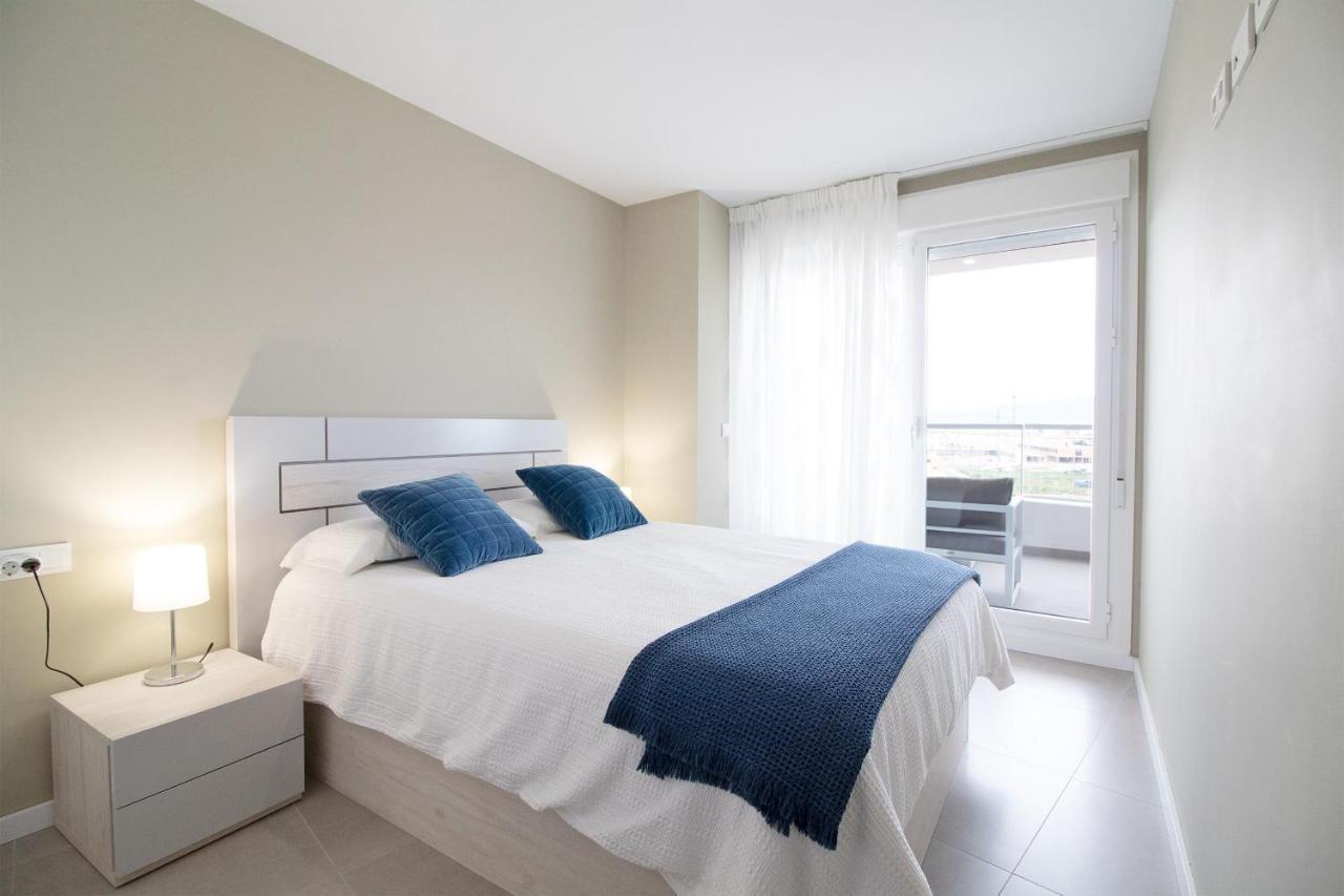 Global Properties, Moderno Con 2 Terrazas Y 3 *