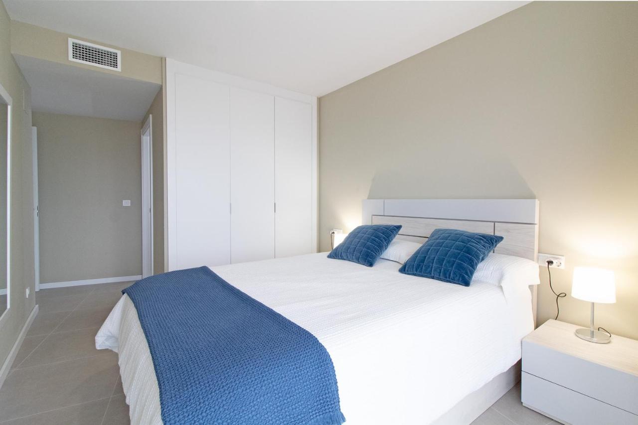 Global Properties, Moderno Con 2 Terrazas Y 3 Apartamento Canet d'En Berenguer