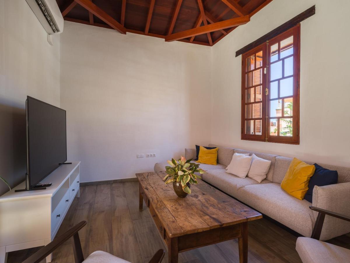 Holiday home Beautiful House In Traditional Canarian Style