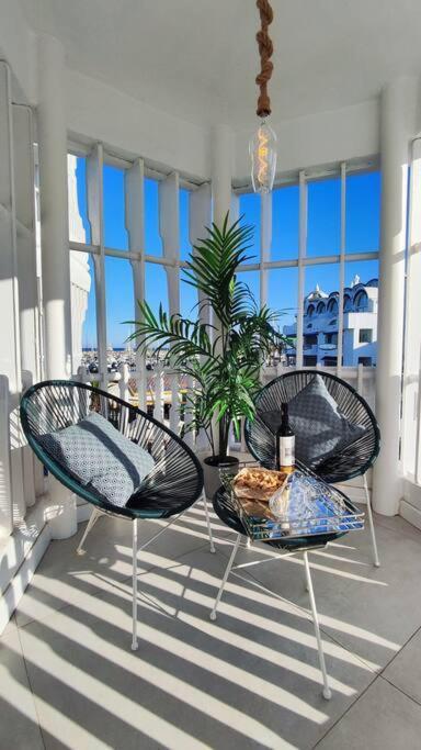Apartment Puerto Marina Luxury 2bdr With Sea View *