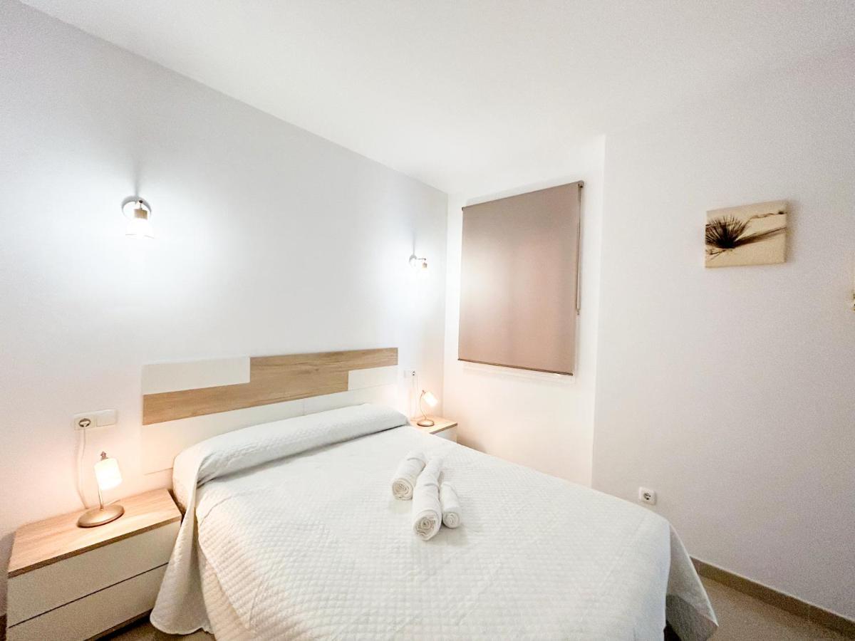 Apartamento On The 1st Line Of The Sabinillas With Sea Views San Luis de Sabinillas