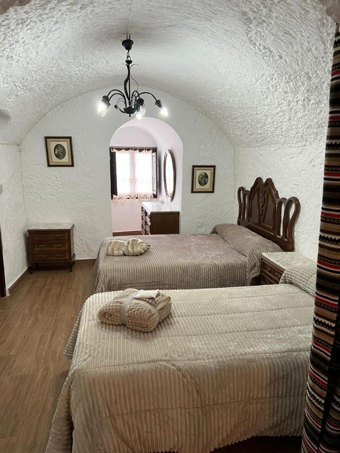 La Cueva De * Guadix